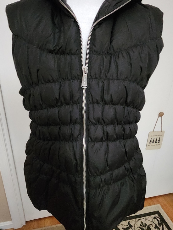 Michael Kors Jackets & Blazers - Michael Kors Black Quilted Sleeveless Puffer Vest